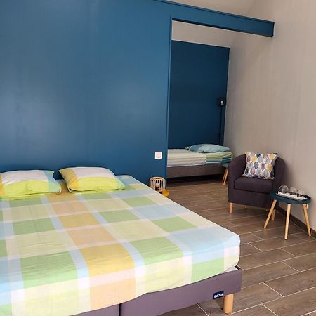 Le Clos Des Figuiers - 3 Chambres D'Hotes De Charme Duravel Exterior photo